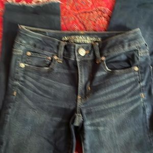 American Eagle Straight Crop Size 2 Jeans Super Stretch